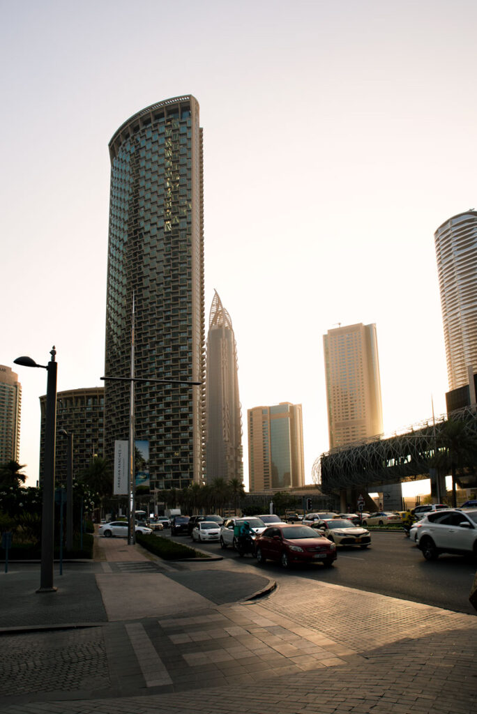 Dubai in der goldenen Stunde