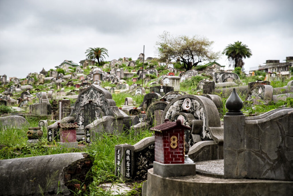 Graves in Anping, Tainan