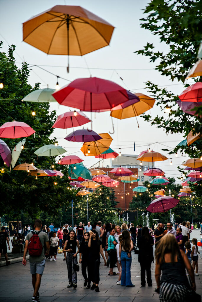 Bulevardi Nënë Tereza in Pristina