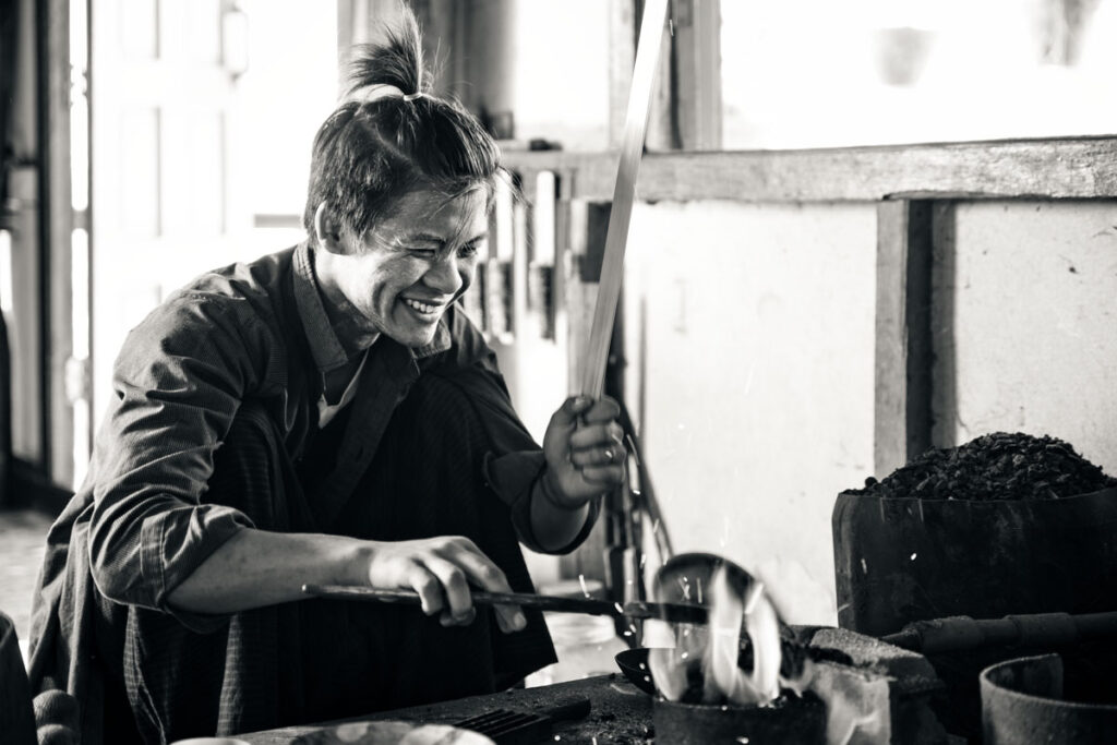 Silversmith at Inle-Lake