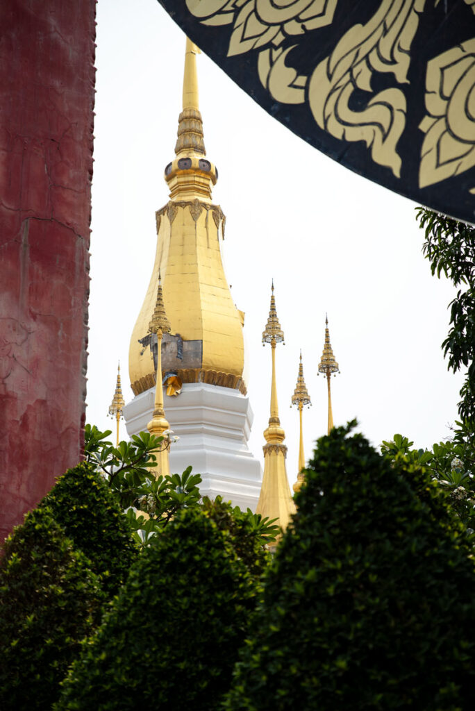 Wat Tham Khuha Sawan